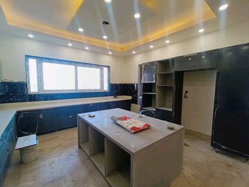 Master Bedroom in 4 BHK Builder Floor at Green Fields Colony – for Sale