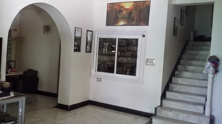 Room, lulla nagar 4 Bedroom 3000 Sq.Ft. Villa In Lulla Nagar Pune 7347028