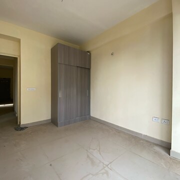 Room in 3 BHK Apartment at Conscient Habitat 78, Faridpur – for Sale