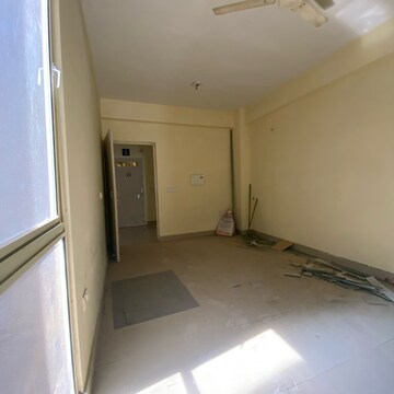Room in 3 BHK Apartment at Conscient Habitat 78, Faridpur – for Sale