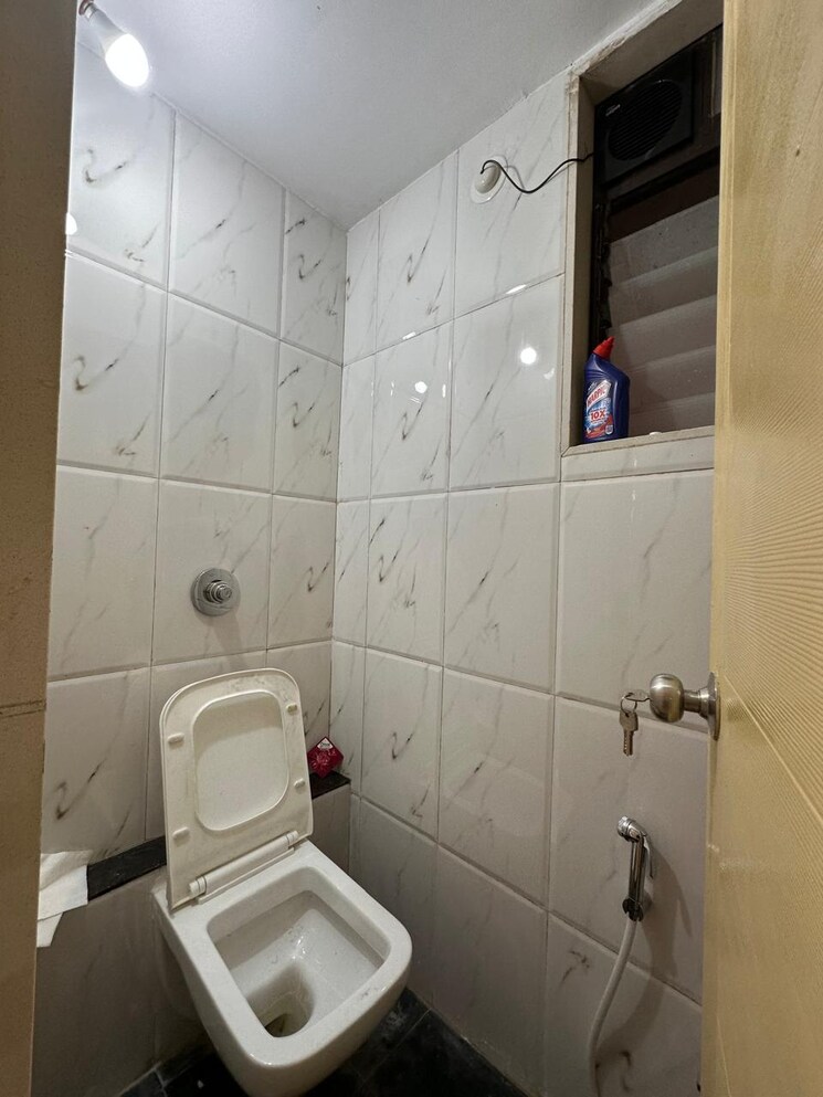 Bathroom, swaraj-kingston 1 Bedroom 650 Sq.Ft. Apartment In Ulwe Navi Mumbai 7347409