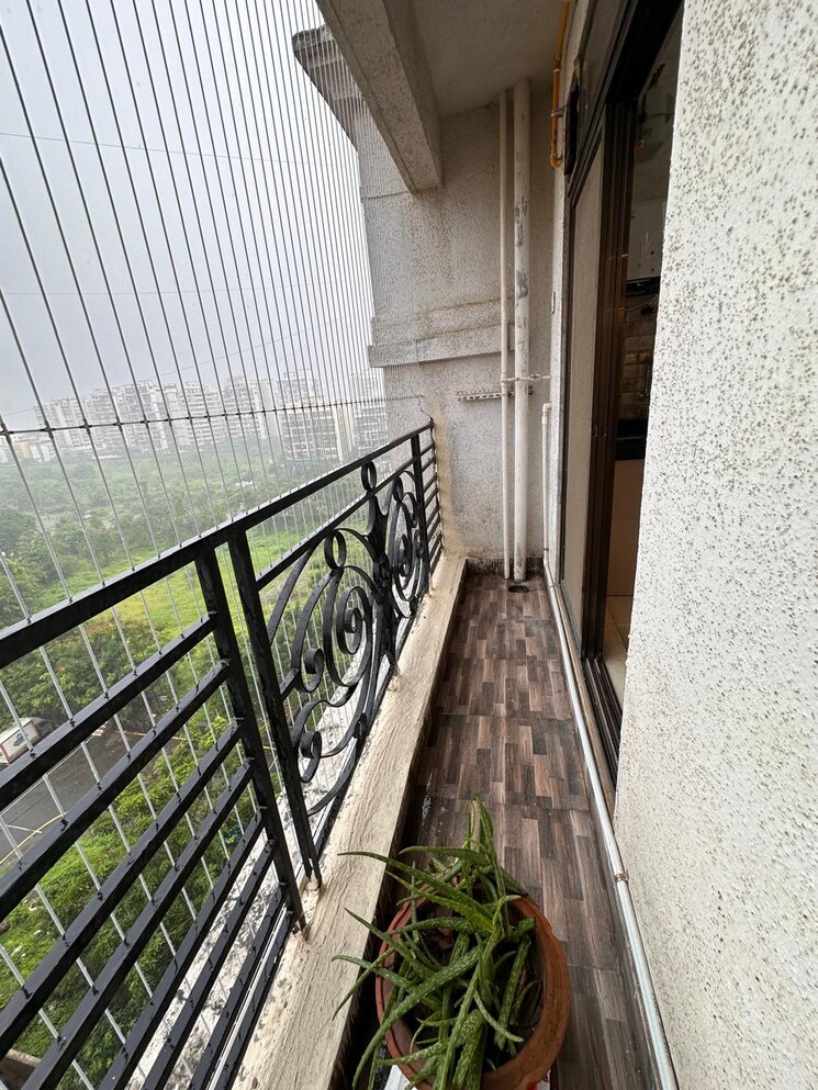 Balcony, swaraj-kingston 1 Bedroom 650 Sq.Ft. Apartment In Ulwe Navi Mumbai 7347409