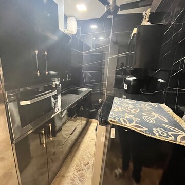 Team Area in 3 BHK Builder Floor at Naraina – for Sale