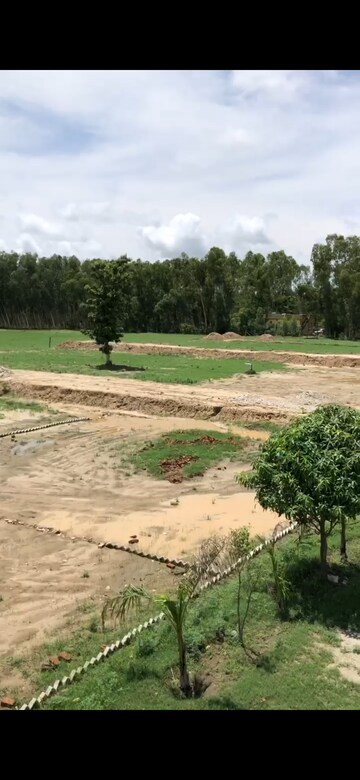 Plot Area in  Land at Dehradun Cantt – for Sale