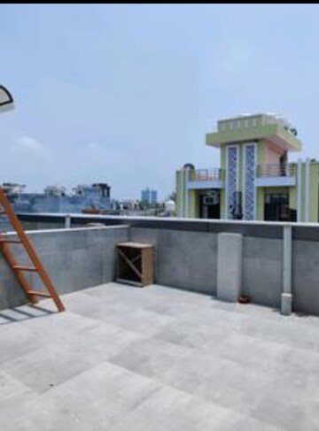 Swimming Pool in 2 BHK Builder Floor at Vasundhara Sector 1 – for Sale