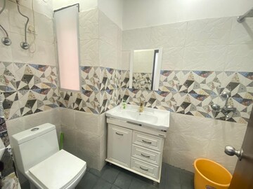 Master Bedroom in 3.5 BHK Villa at AKJ Novel Valley, Sector 16b Greater Noida – for Sale