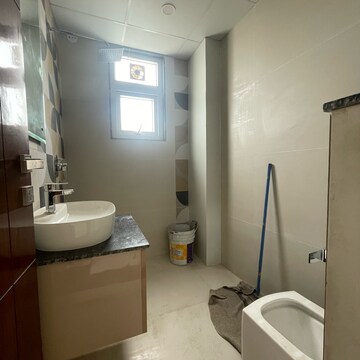 Bathroom in 3 BHK Builder Floor at BPTP Amstoria Country Floor, Sector 102 – for Sale