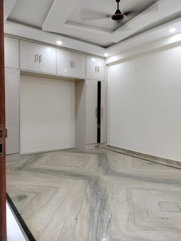 Room in 2 BHK Apartment at Supertech Ecovillage II, Sector 16b Greater Noida – for Sale