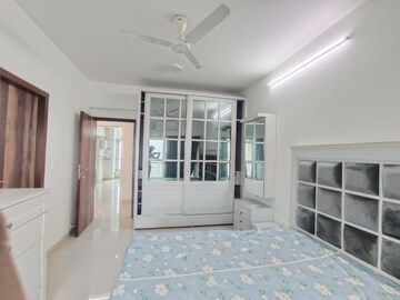 Room in 3.5 BHK Apartment at Satyam Springs, Deonar – for Rent