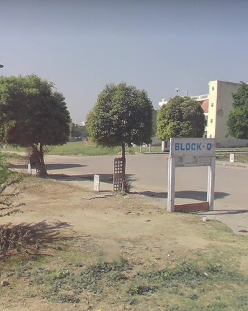  Plot For Sale in Sector 75