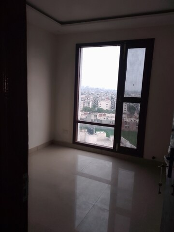 Room in 2 BHK Apartment at Sector 124 – for Sale