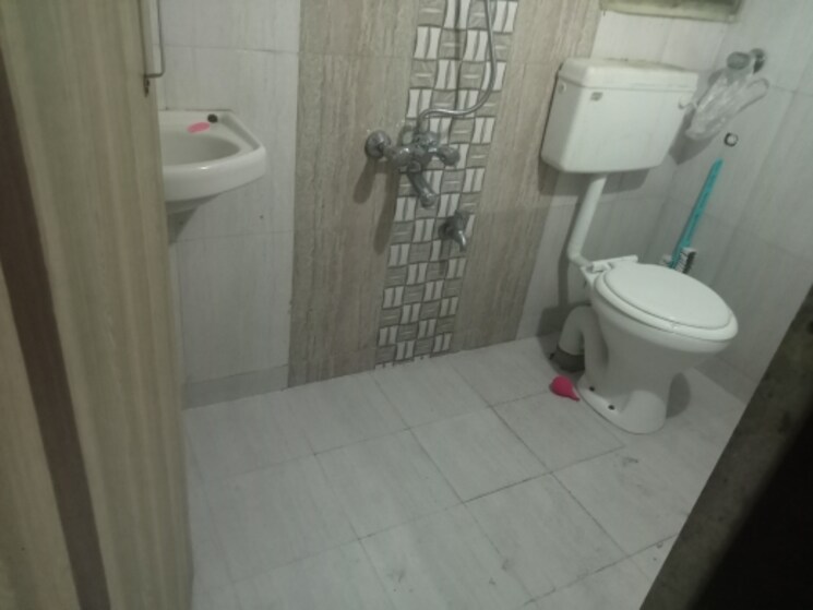 Bathroom, sunder-angan-phase-ii 2 Bedroom 850 Sq.Ft. Apartment In Mira Road Mumbai 7349652