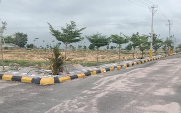 Plot For Sale in Erramanzil