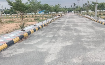 Plot For Sale in Chengicherla