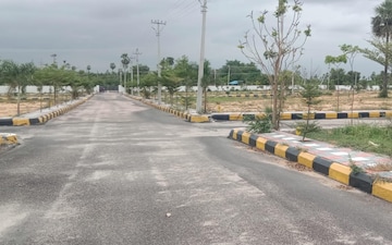 Plot For Sale in Manikonda
