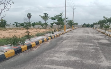 Plot For Sale in Karkhana