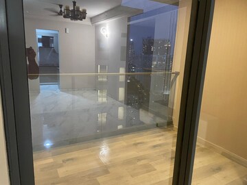Room in 3 BHK Apartment at M3M Heights, Sector 65 – for Sale