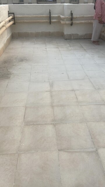 Room in 2.5 BHK Apartment at Galaxy North Avenue ll, Gaur City 2  – for Sale
