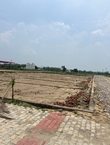 Plot Area in  Land at Dehradun Cantt – for Sale