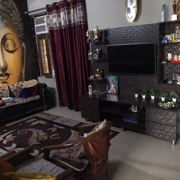 Living Room in 3 BHK Builder Floor at Spring Field Colony – for Sale