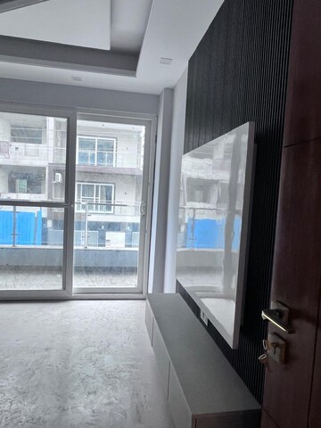 Building Lobby in 4 BHK Builder Floor at Sector 55 – for Sale