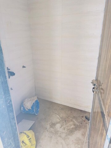 Bathroom in 1 BHK Apartment at Trident Ozone Platinum Heights, Bhandup West – for Sale