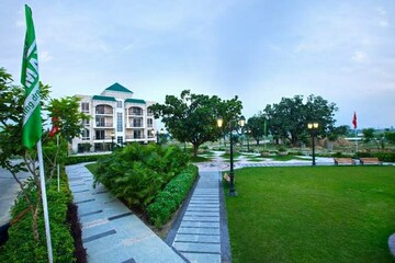  Plot – Garden View at Omaxe Metro City, Kalli Paschim - for Sale