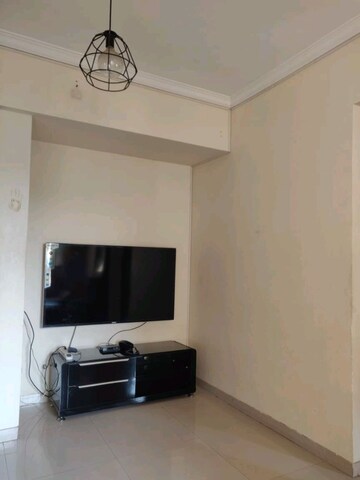 Furnished Amenities in 2 BHK Apartment at Puranik Hometown, Ghodbunder Road – for Sale