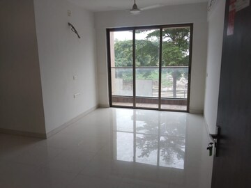 Room in 3 BHK Apartment at Pacifica North Enclave, Khodiyar – for Sale
