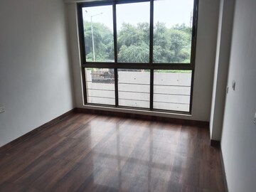Room in 3 BHK Apartment at Pacifica North Enclave, Khodiyar – for Sale