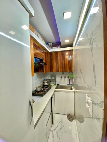 Furnished Amenities in 2 BHK Builder Floor at Dwarka Mor – for Sale