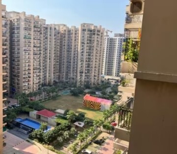 3 BHK Apartment – Exterior View View at Amrapali Silicon City, Sector 76 - for Sale