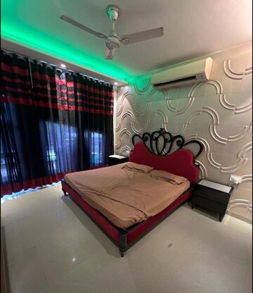 Room in 3 BHK Apartment at Patiala Road – for Sale