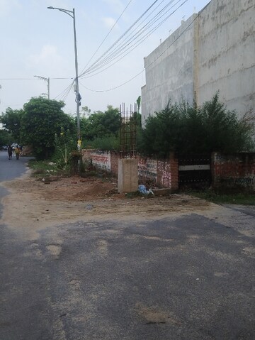 Plot For Resale in Gomti Nagar Lucknow  7352980