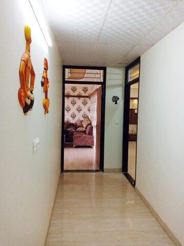 Building Lobby in 4 BHK Villa at Mansarovar – for Sale