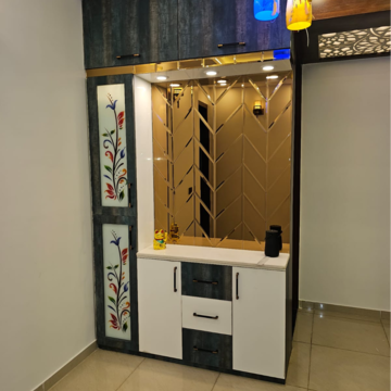 Furnished Amenities in 3.5 BHK Apartment at Landcraft Golf Links, Pandav Nagar – for Sale