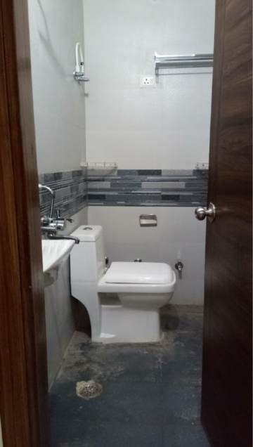 Bathroom in 3 BHK Builder Floor at Vasundhara Sector 5 – for Sale