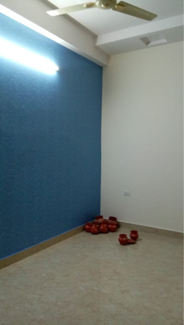 Room in 3 BHK Builder Floor at Vasundhara Sector 5 – for Sale