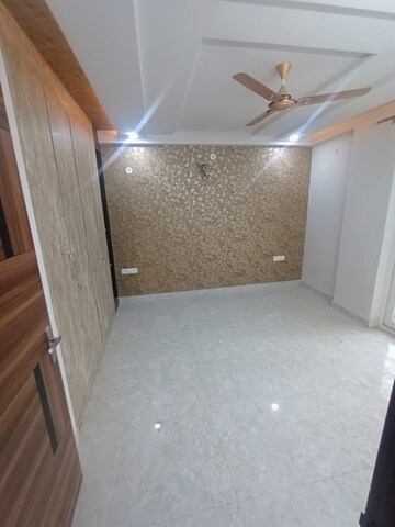 Room in 3 BHK Apartment at Salasar Residency Mansarovar, Mansarovar – for Rent