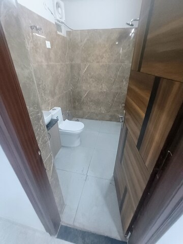 Bathroom in 3 BHK Apartment at Salasar Residency Mansarovar, Mansarovar – for Rent