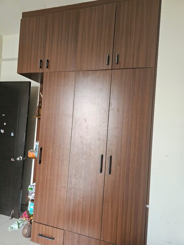 Furnished Amenities in 3.5 BHK Apartment at ATS Tourmaline, Sector 109 – for Sale