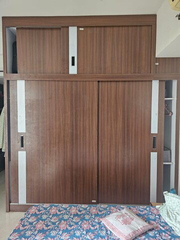 Furnished Amenities in 3.5 BHK Apartment at ATS Tourmaline, Sector 109 – for Sale