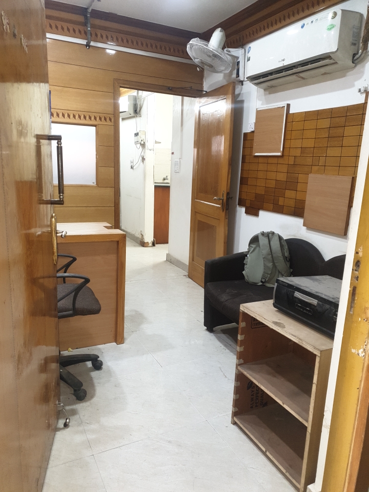 Commercial Office Space 1528 Sq.Ft. For Rent in Netaji Subhash Place Delhi  7353492