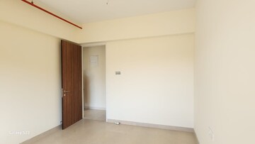 Room in 3.5 BHK Apartment at Bhimjyani Verraton, Manpada – for Sale