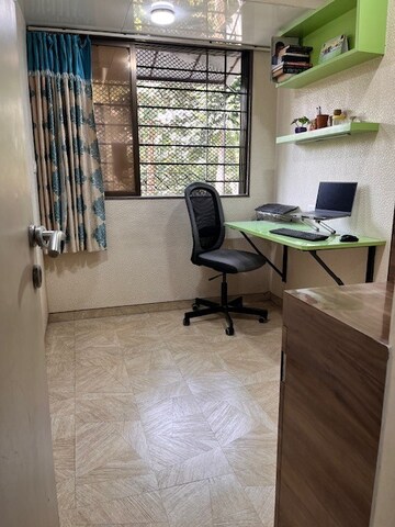 Bathroom in 3 BHK Apartment at Sumeet Enclave, Panch Pakhadi – for Sale