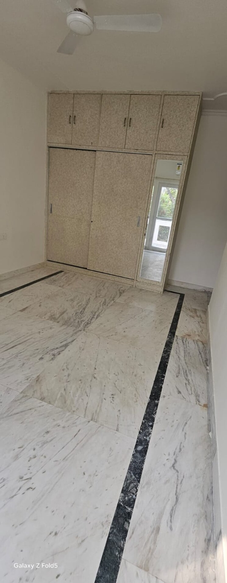 Room, old rajinder nagar 3 Bedroom 890 Sq.Ft. Builder Floor In Old Rajinder Nagar Delhi 7353594