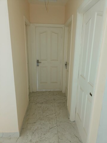 Furnished Amenities in 2.5 BHK Apartment at The Golden Gate, Mahurali – for Rent