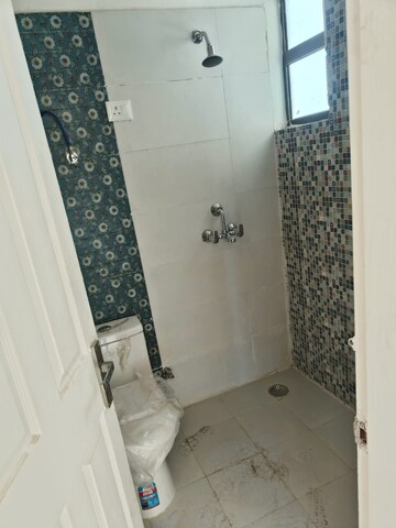 Bathroom in 2.5 BHK Apartment at The Golden Gate, Mahurali – for Rent