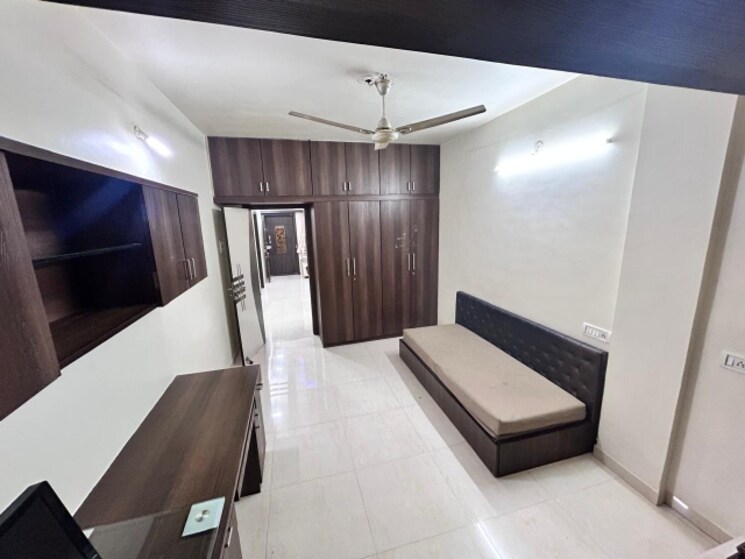 Master Bedroom, silver-apartments-new-sanghavi 2 Bedroom 1000 Sq.Ft. Apartment In New Sanghavi Pune 7353659