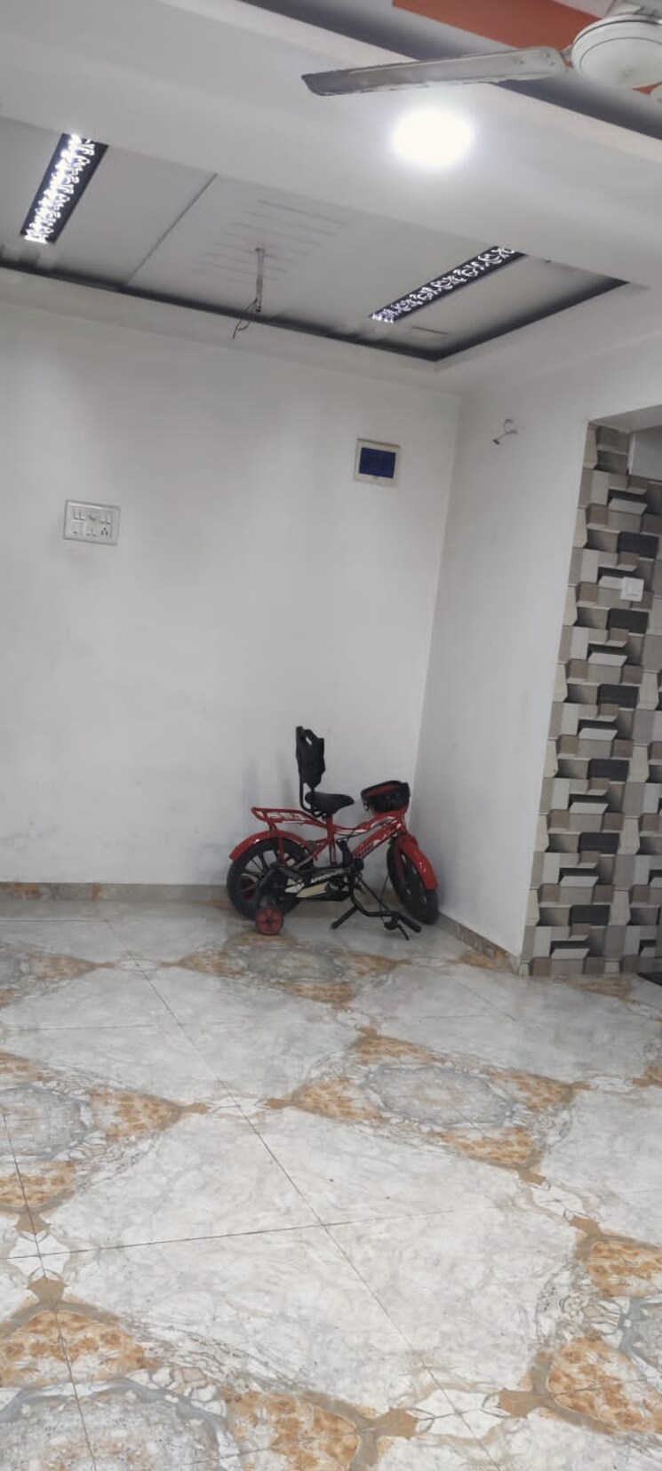  Parking, pushti-garden 1 Bedroom 600 Sq.Ft. Apartment In Kasheli Thane 7353708